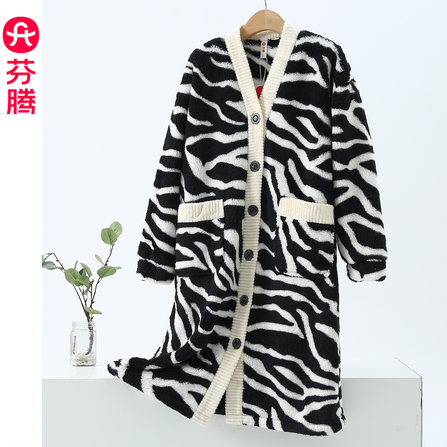 芬腾珊瑚绒女士睡袍秋冬条纹加绒加厚中长款浴袍外穿家居服2025年