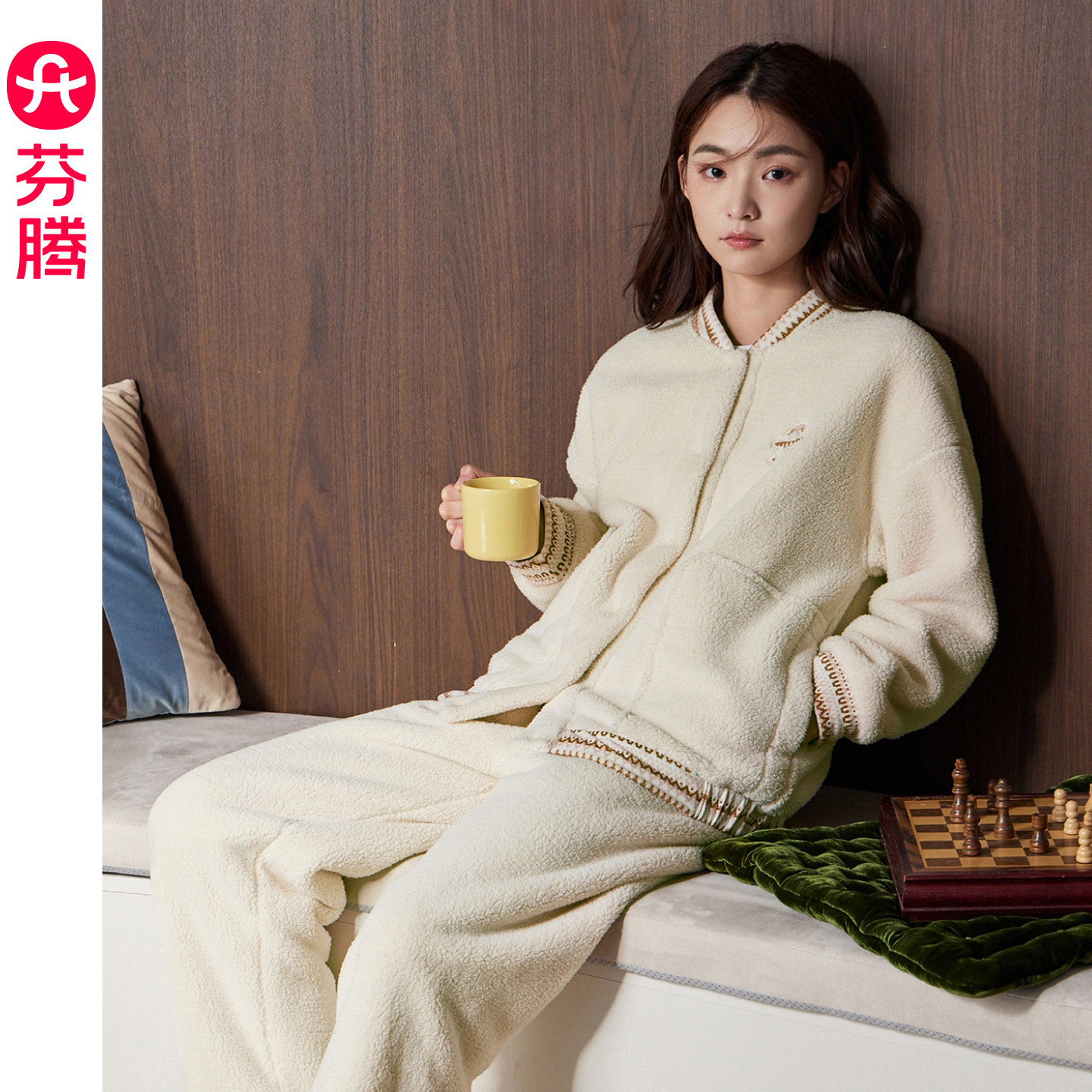 芬腾珊瑚绒女秋冬保暖睡衣套装图片