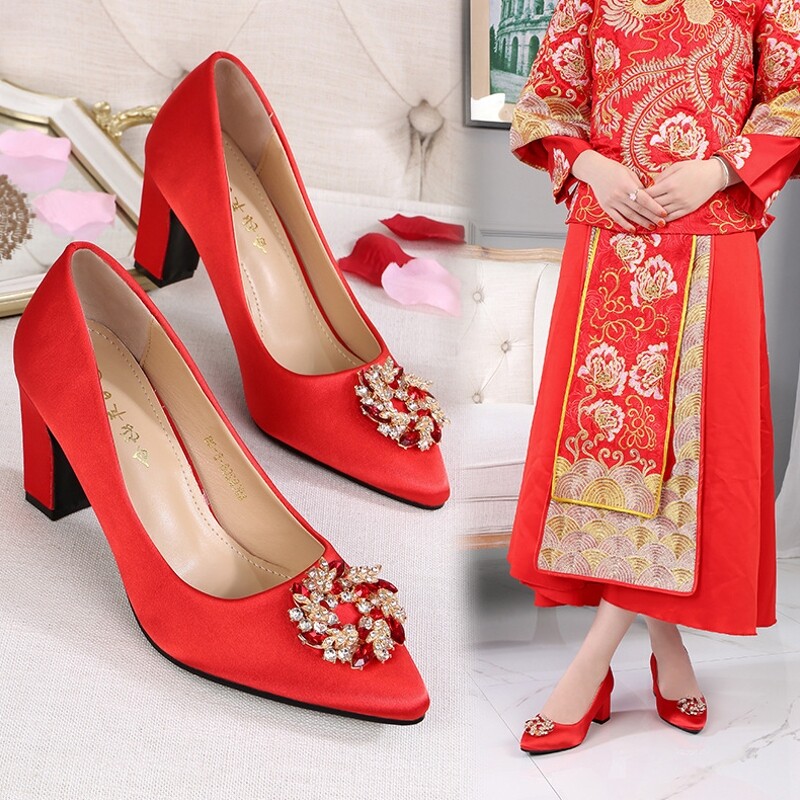 Chinese style Wedding shoes gules Rhinestone Tip With crude Xiu High-heeled Bridal Shoes Wedding shoes Red Shoes cheongsamin the Women's clothing/Boutique , Wedding/Cheongsam/Formal dress , Cheongsam  category - from Buy2taobao.com to provide professional Taobao agent buy service
