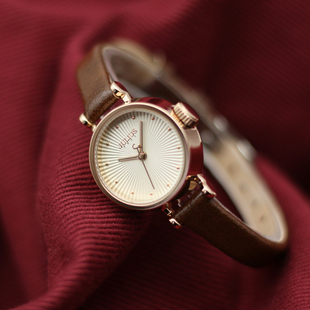 聚利时手表女学生新款 百搭复古圆形真皮带女生简约韩风防水石英表