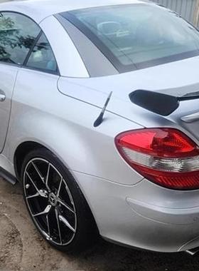 适用04-15款奔驰SLK级R172 R171 SLK350SLK300改装运动款碳纤尾翼