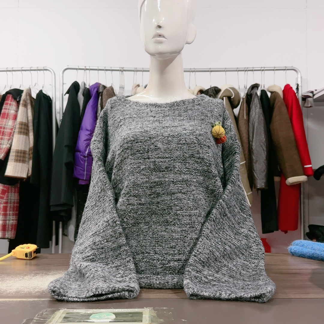 胸围110衣长60英皇家山羊