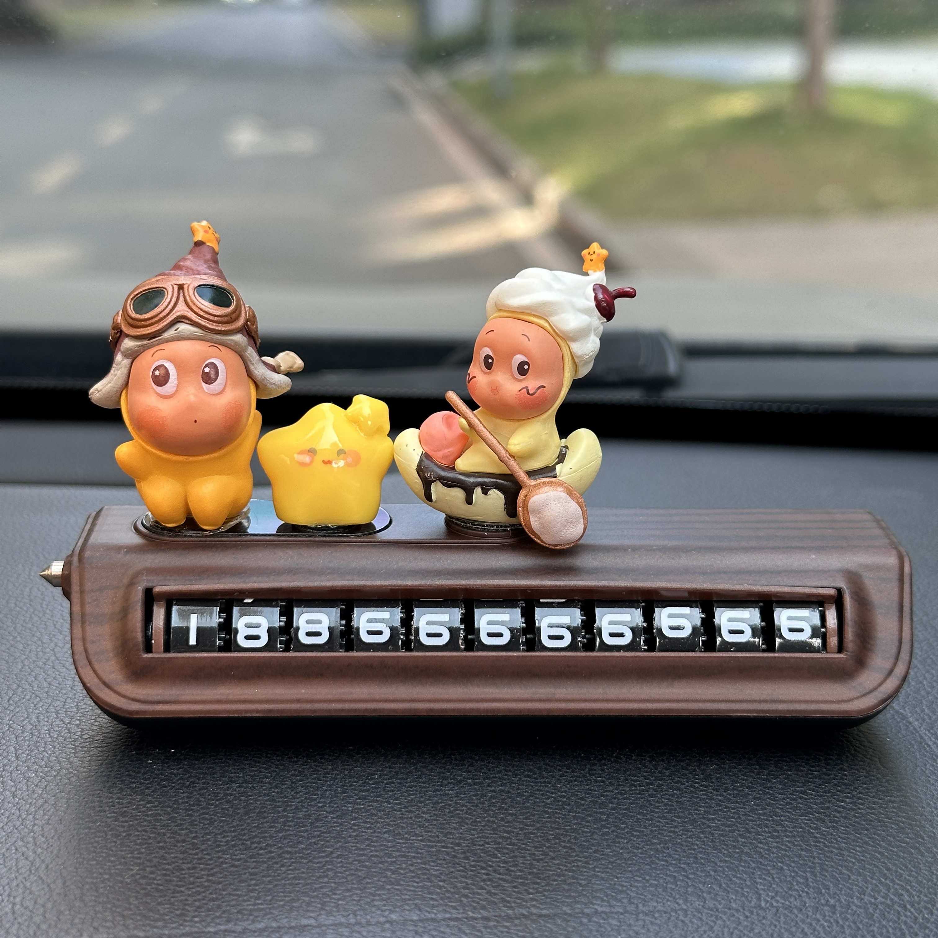 星星人汽车临时停车号码牌移车挪车电话牌可隐藏中控台车载摆件