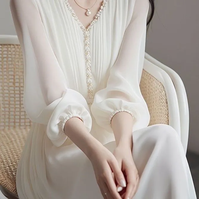 高级感V领连衣裙女2025春秋连衣裙