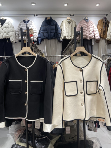 wzfq23-07小香风空气棉外套精致包边黑白撞色精致上衣职场百搭