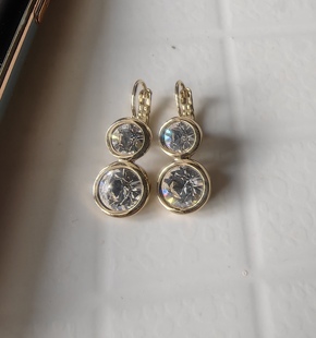 北欧丹麦王妃同款 KERN奥地利水晶无镍镀真金复古耳钉耳环 DYRBERG