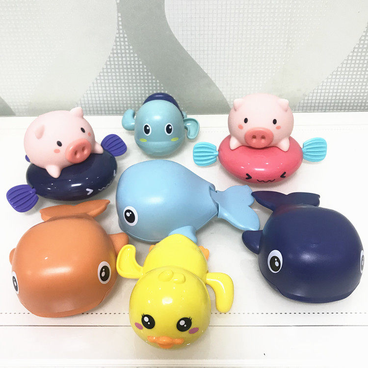 卡通动物洗澡玩具拉线划桨小猪发条鲸鱼游泳玩具婴幼儿戏水玩具