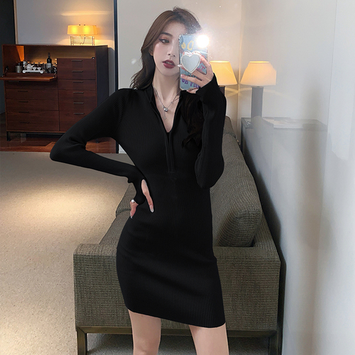 Sexy hot girl style zipper half high neck hip wrap short skirt women's long sleeve knitted tight dress fashion