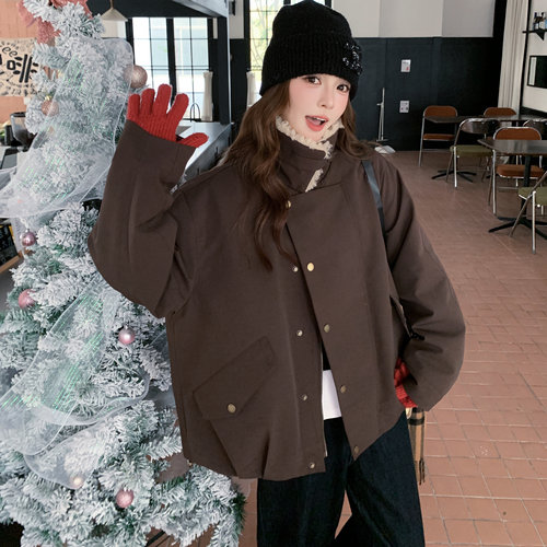 咖色羊羔毛领羽绒夹克保暖外套女
