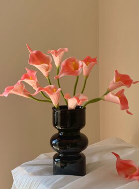 高级感假花仿真花马蹄莲玻璃花瓶