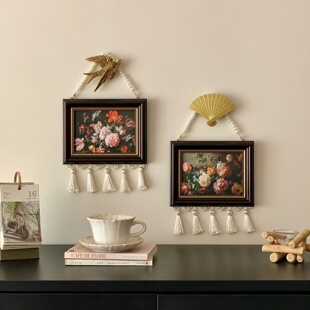 美式复古珠链流苏相框画客厅玄关油画风玫瑰花挂画背景墙装饰画