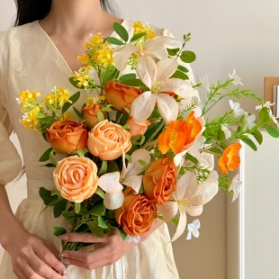 仿真花玫瑰花束火焰兰虞美人假花插花摆设客厅装饰品手捧花束拍照