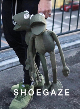 陈冠希ins爱物 readymade frogman绿色青蛙公仔签名版原创玩偶