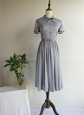原创浅灰色白色蕾丝花边领  黑色蝴蝶结加腰带面料薄轻复古连衣裙