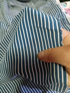 桑蚕丝绸蓝白细竖条纹真丝双乔皱裙裤子制衣服装面料布料宽1.1米