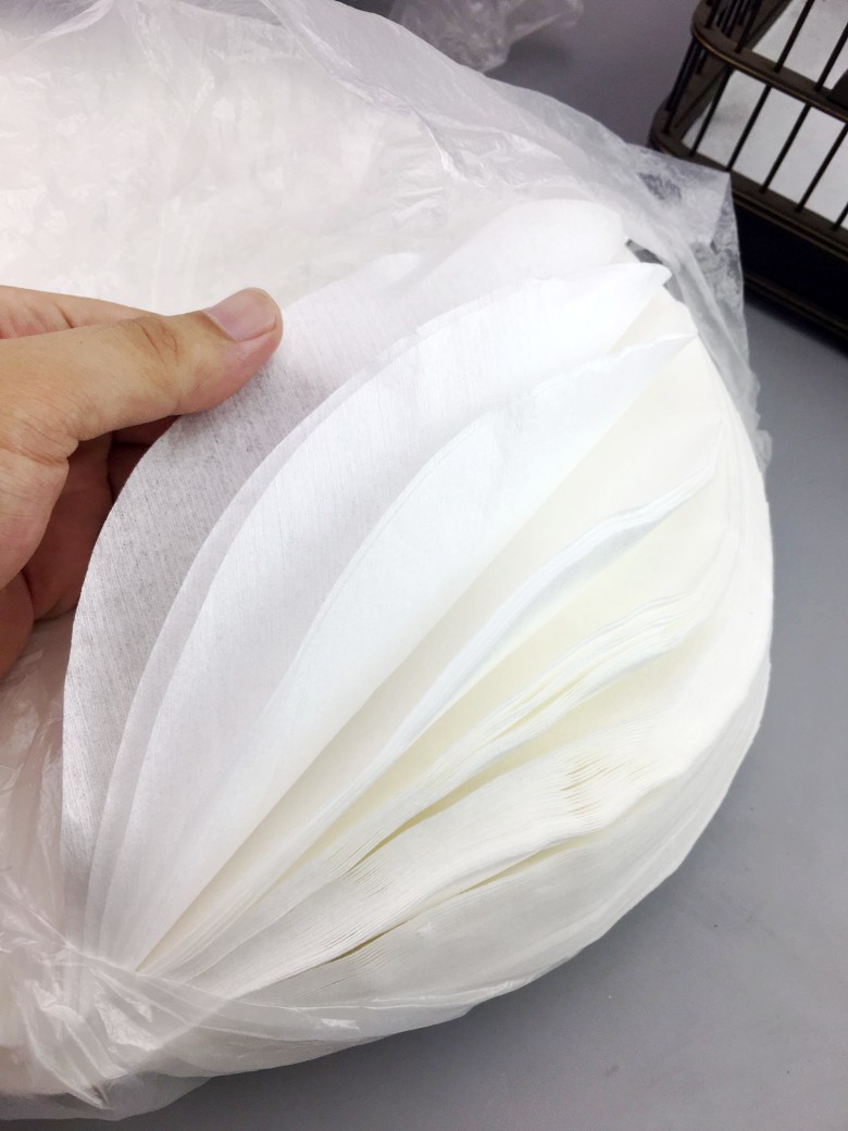 鸟笼垫纸垫布红子绣眼靛颏圆笼方笼一次性无纺布鸟用垫纸鸟屎粪垫