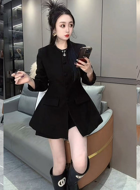 中长款显瘦西服外套短裤套装
