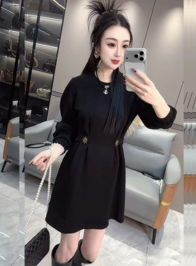 小个子轻奢收腰A字烫钻连衣裙