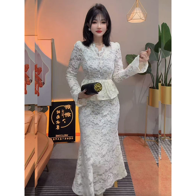 韩系优雅修身蕾丝长袖假两件连衣裙2025秋冬新款高腰显瘦包臀长裙