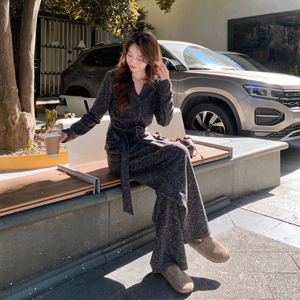 老钱风咖色上衣阔腿裤套装女秋季2025新款巨好看高级感时尚两件套图片