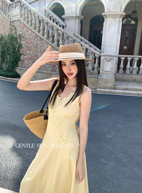 17号现货~气质简约通勤重工艺刺绣吊带连衣裙女88335