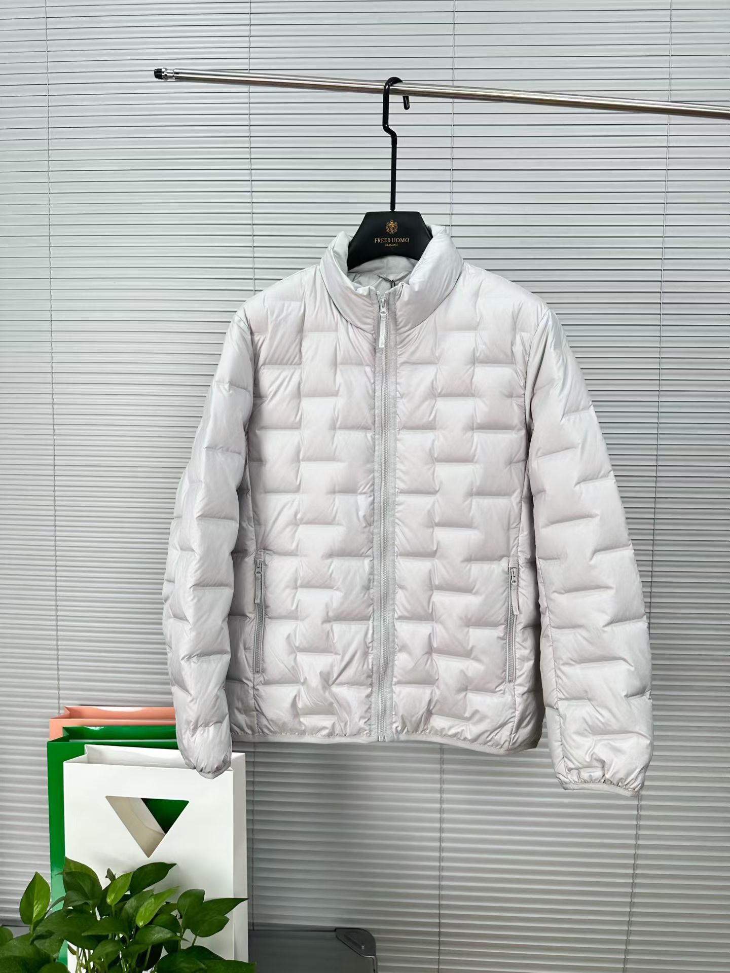 FREERUOMO轻薄款羽绒服男士短款保暖保暖立领品牌秋冬季外套潮男