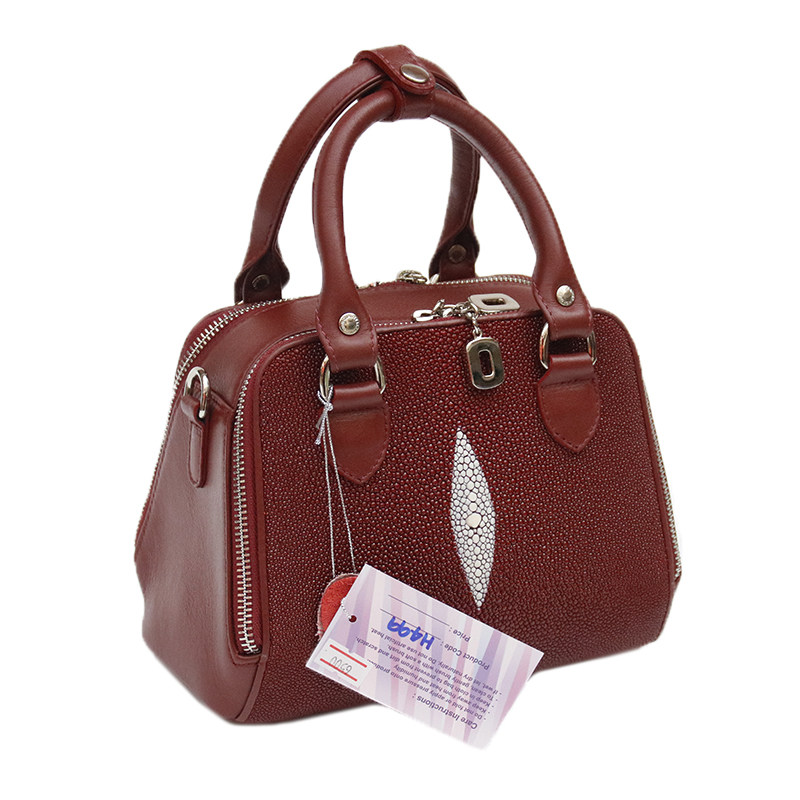 商务手提包原装泰国珍珠魔鬼鱼时尚休闲正梯形女士斜跨单肩包