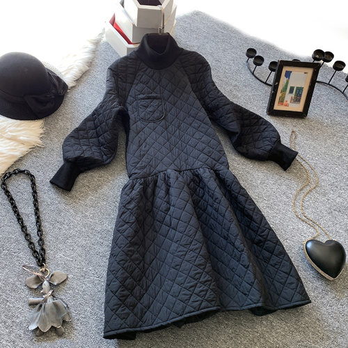 高领过膝长裙夹棉菱格加厚连衣裙