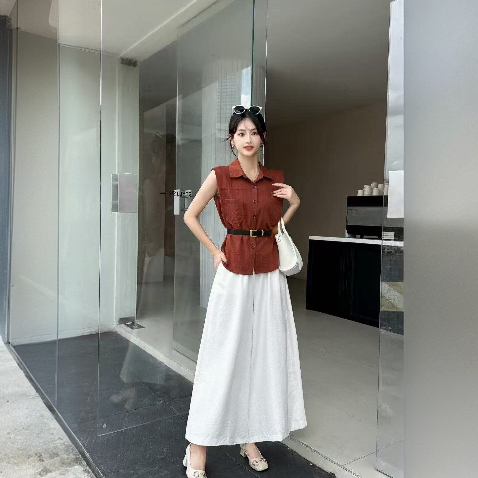 港风OL女神气质无袖衬衫套装