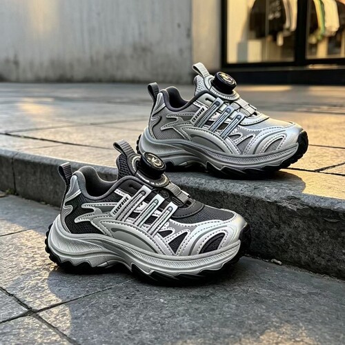 德尔惠儿童旋纽运动鞋皮面防水跑步鞋老爹鞋防滑休闲户外鞋