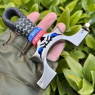 新款加厚630不锈钢龙齿恶魔扁皮弹弓9025户外精准竞技强力弹弓