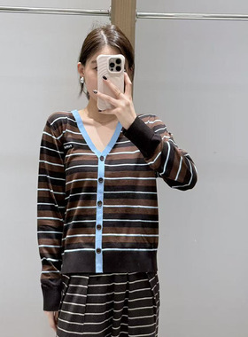 【现货】FIZZFLY | 25冬季设计师品牌新款领口拼色条纹微阔开衫