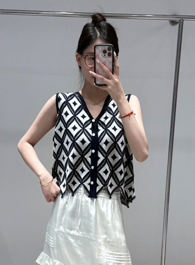 FIZZFLY | 25设计师品牌新款菱形格针织马甲