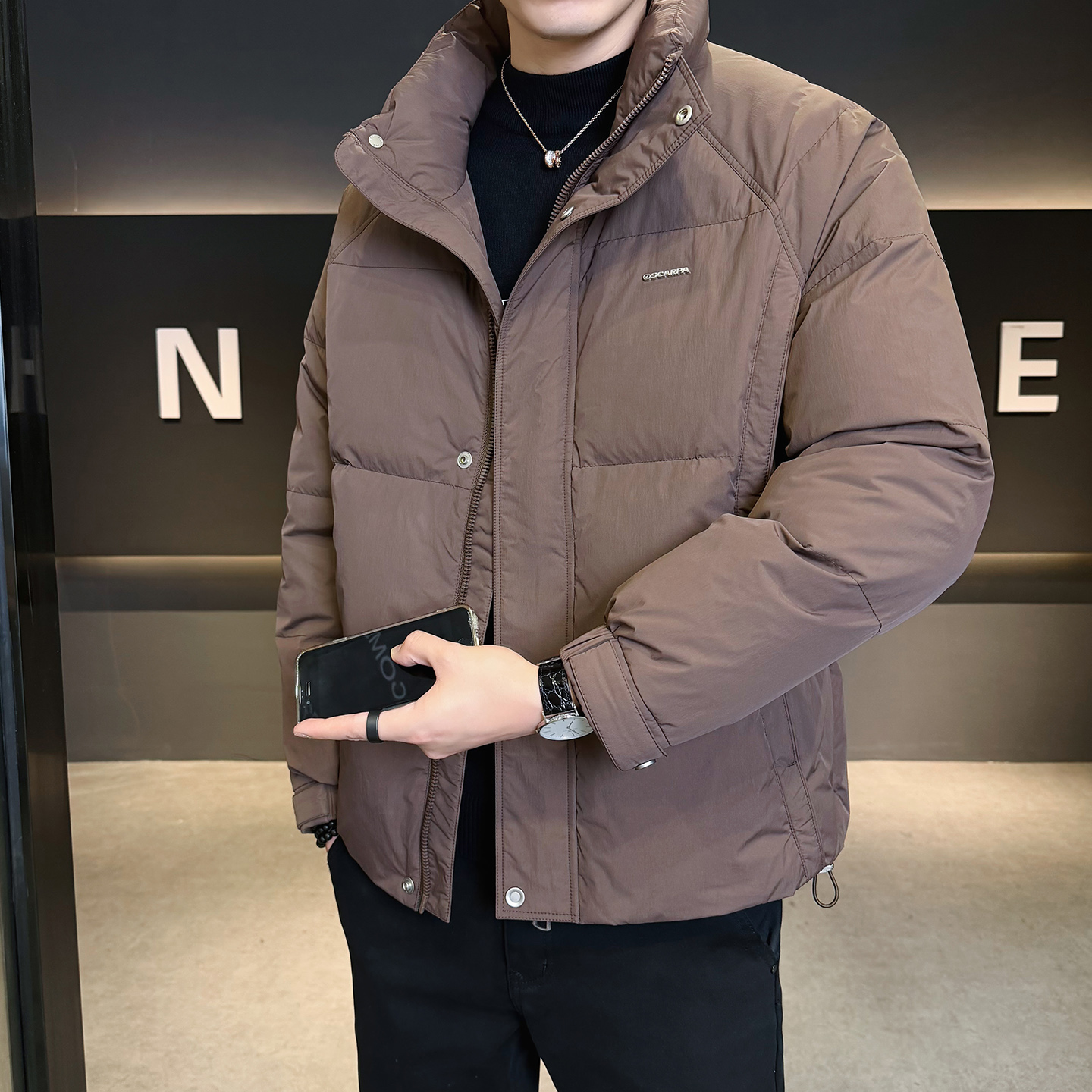 2025冬男修身立领小标标50%白鸭绒羽绒服A230-7900-P195(控299)，男装羽绒服，电商A230