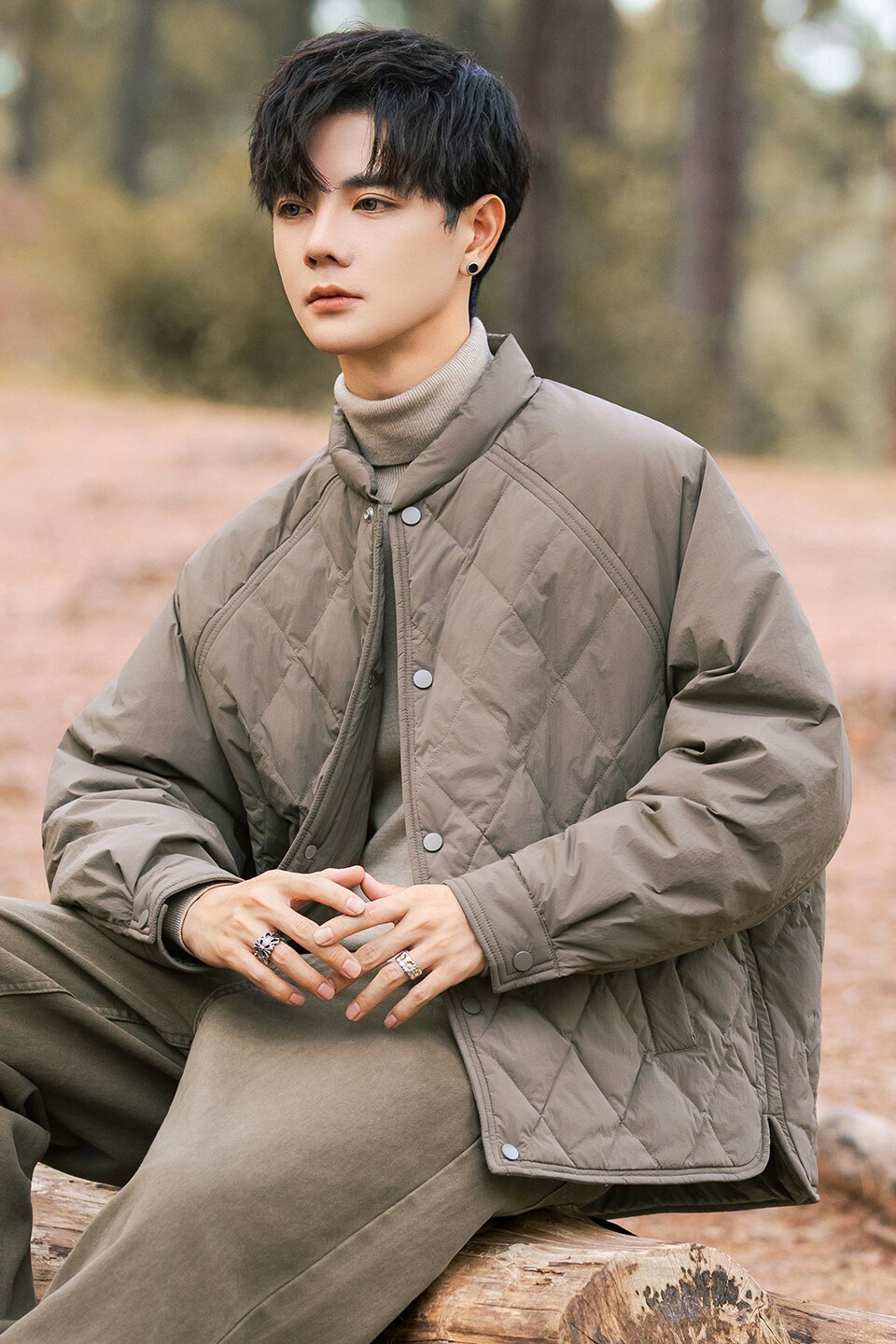 2025冬男宽松圆领菱形格标90轻薄羽绒服A230-8605-P218(控299),男装羽绒服,电商A230