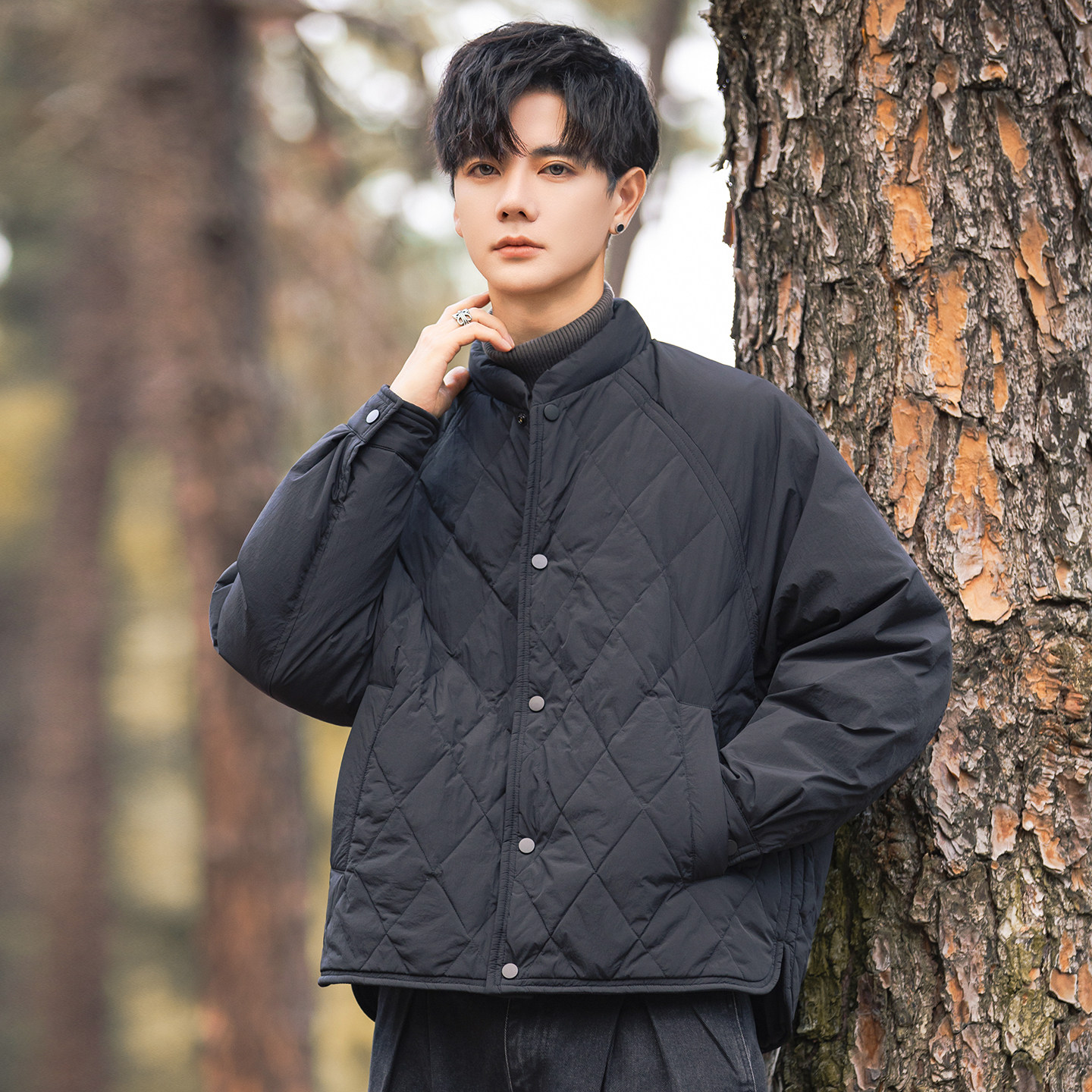 2025冬男宽松圆领菱形格标90轻薄羽绒服A230-8605-P218(控299),男装羽绒服,电商A230