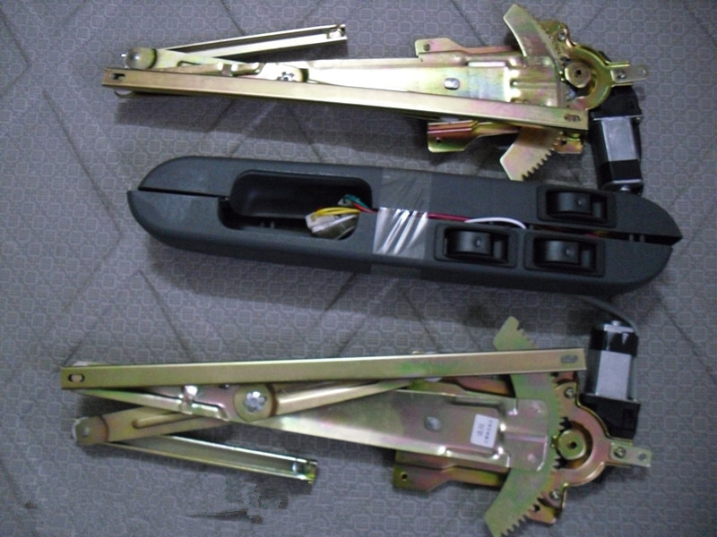 五菱荣光电动窗前门玻璃升降器