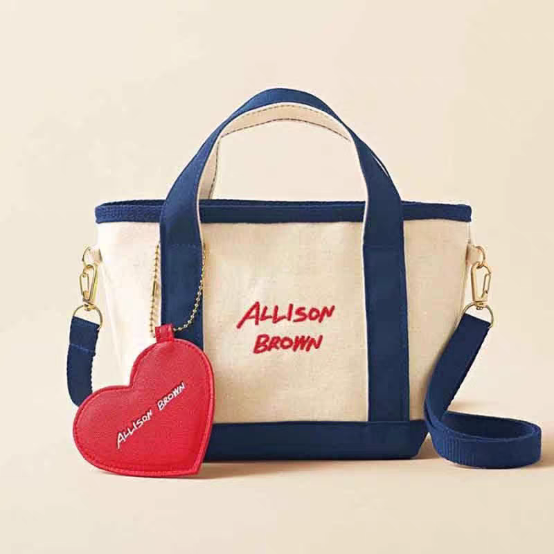 少量 日杂附录新款帆布包 单肩斜挎包 百搭 刺绣工艺爱心小镜子