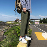军绿色