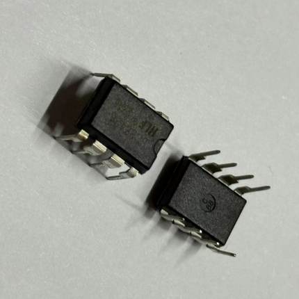 全新进口 UC3842A  贴片SOP-8