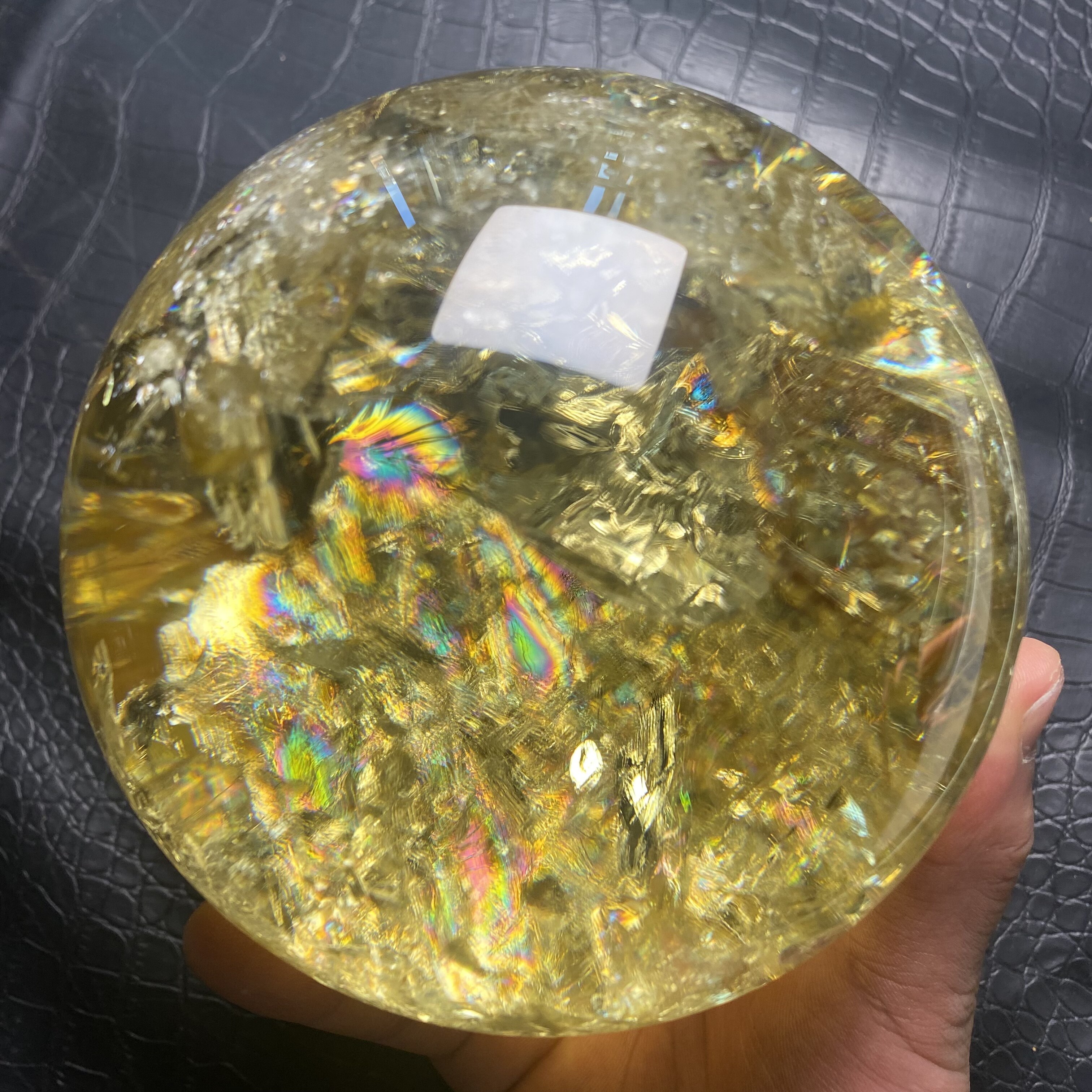 巴西天然黄水晶球招财摆件