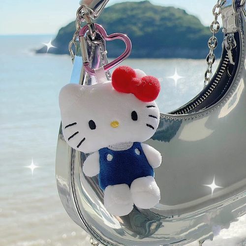 日本代购代购50周年限定hellokitty包挂件哈喽kt猫公仔书包钥匙扣