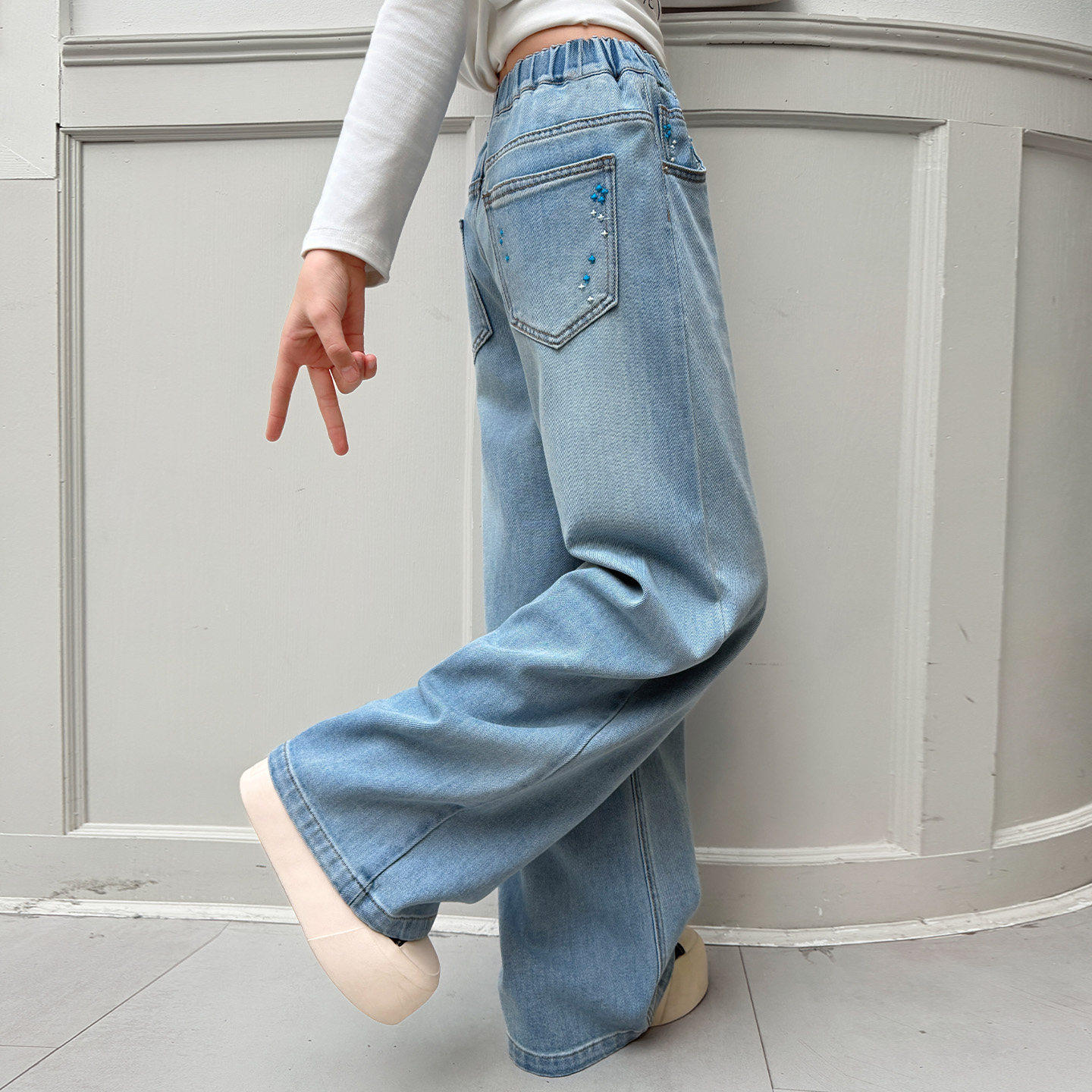 阔腿裤女童窄版裤子新款牛仔裤直筒大童女孩儿童春季洋派春装2026