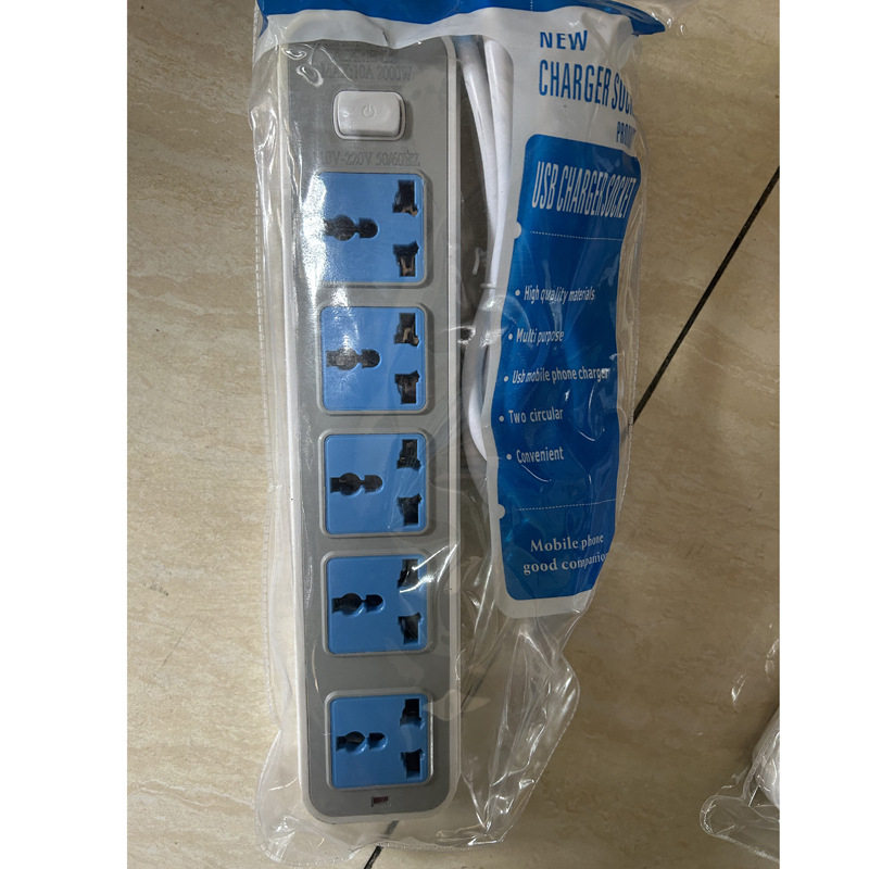 外贸插座供应5插位多功能插孔美标插头延长线接线板转换器,电子/电工,插头,淘宝优惠券,粉丝福利购,淘宝优惠卷