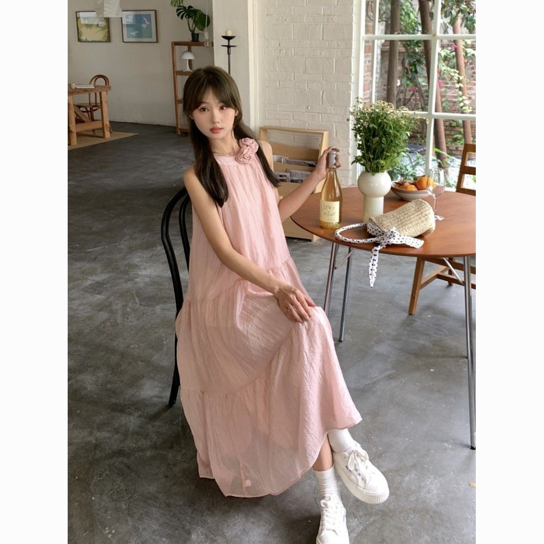 高品质宽松法式挂脖连衣裙杏色超仙长裙夏季海边度假