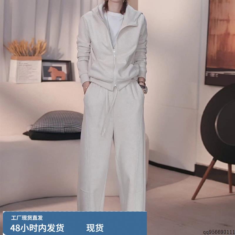 巨好看的穿搭早秋季新款减龄洋气时尚休闲运动加绒卫衣一整套装女