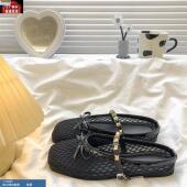 渔网拖鞋 外穿2025新款 女夏季 小众设计感铆钉一字带镂空包头半拖鞋