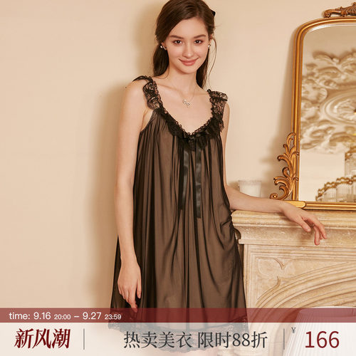 RoseTree宫廷盾领蕾丝吊带睡裙
