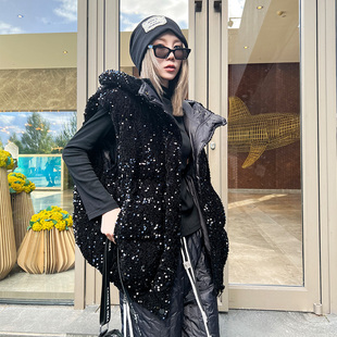 黑色欧货羽绒马甲女2025新款爆款原创秋冬外穿高端品牌中长款马夹