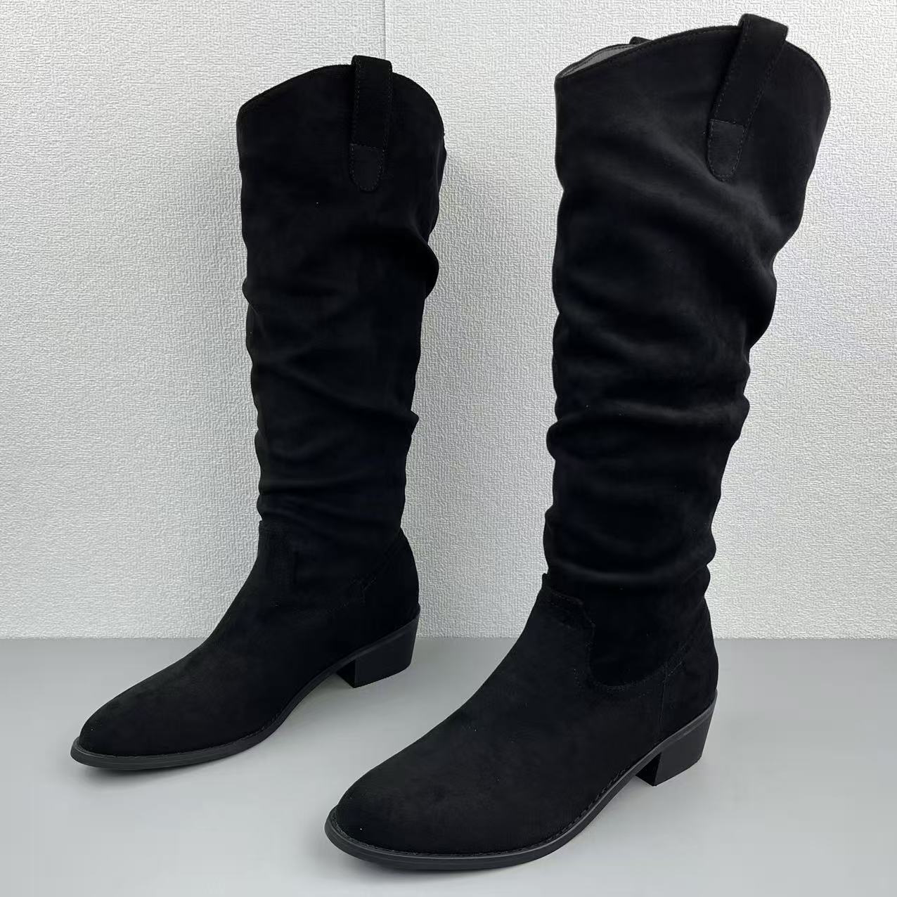 秋冬新款女鞋百搭韩版粗跟时装靴